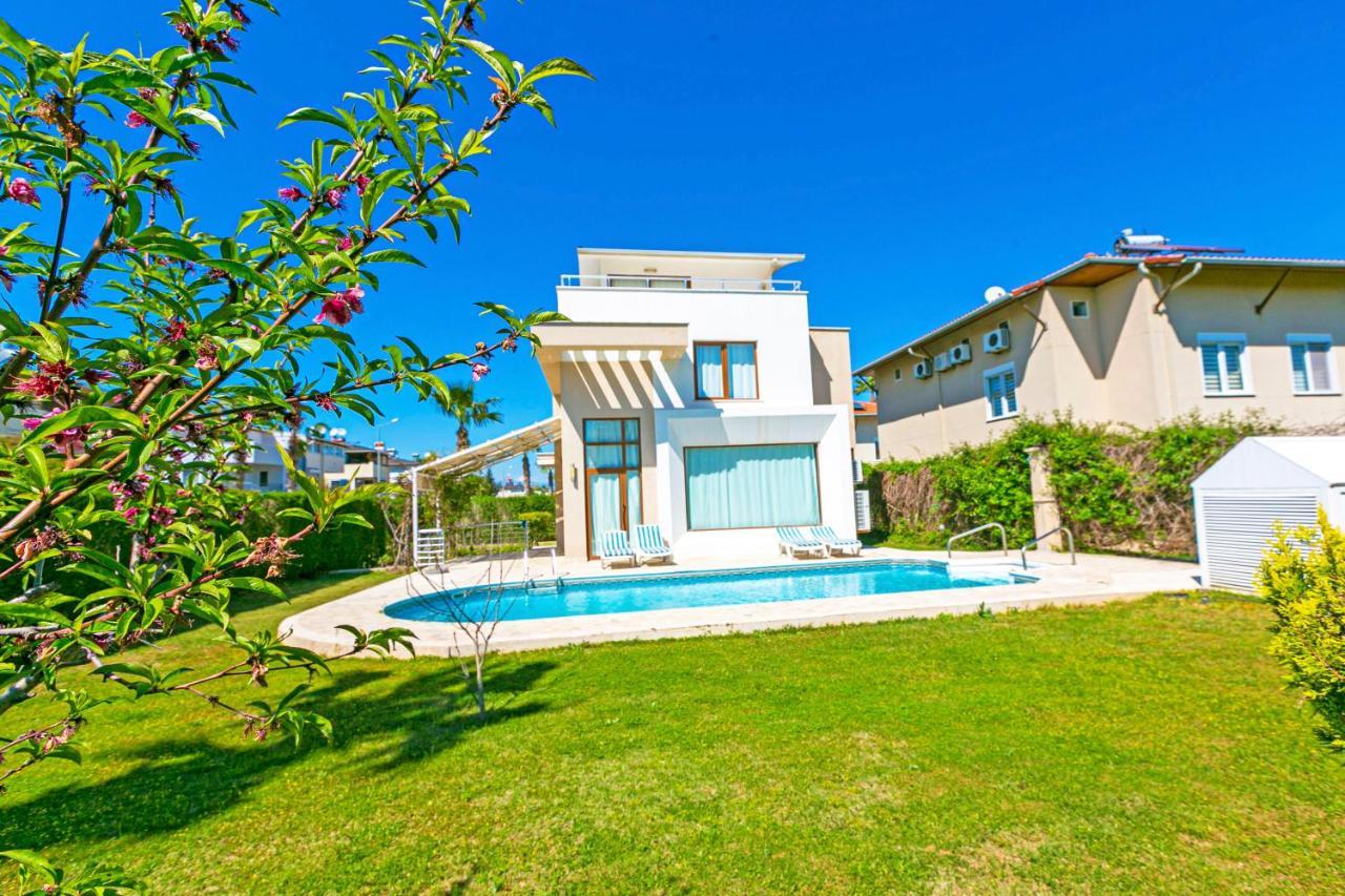 Paradise Town Villa Daisy Belek Exterior photo