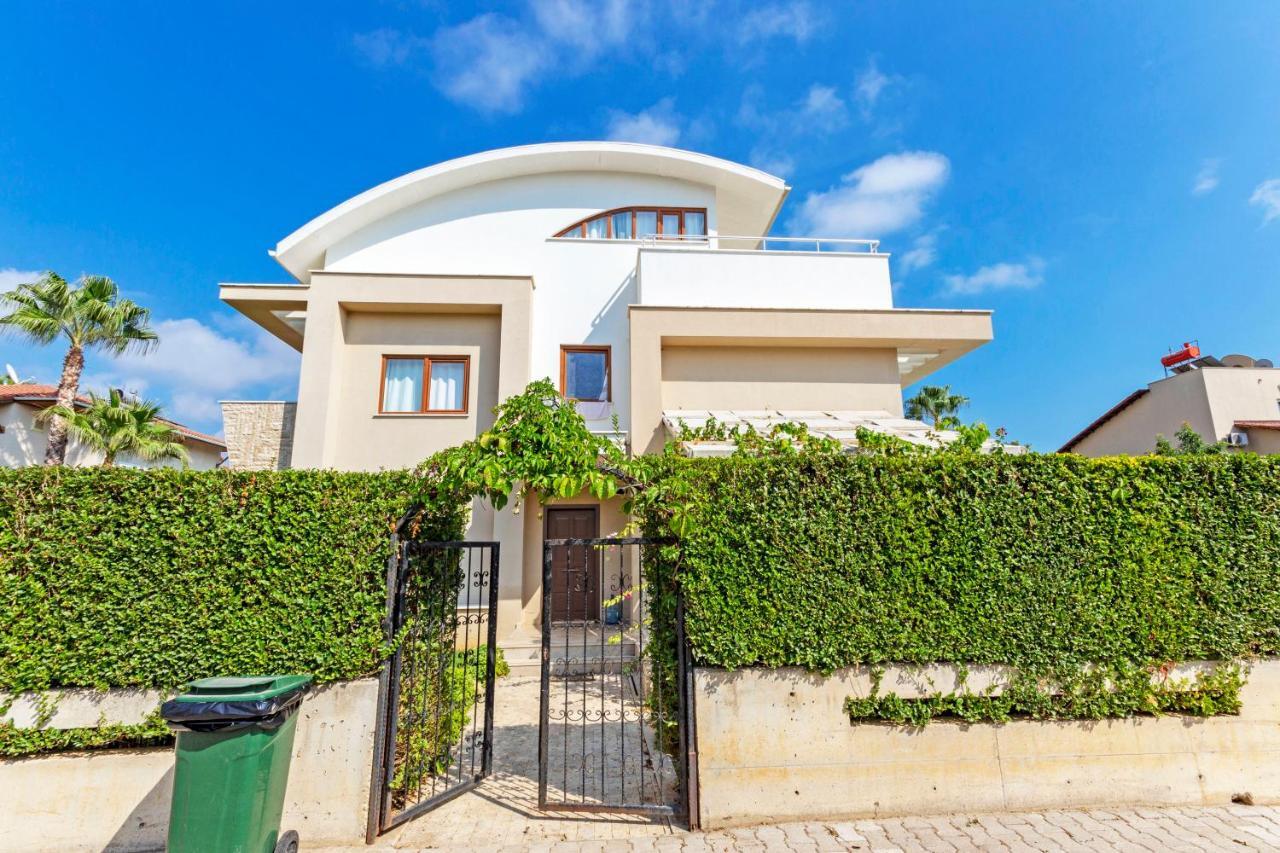 Paradise Town Villa Daisy Belek Exterior photo